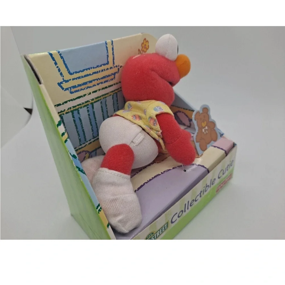 Sesame Street 2001 Elmo Plush Collectible Cutie